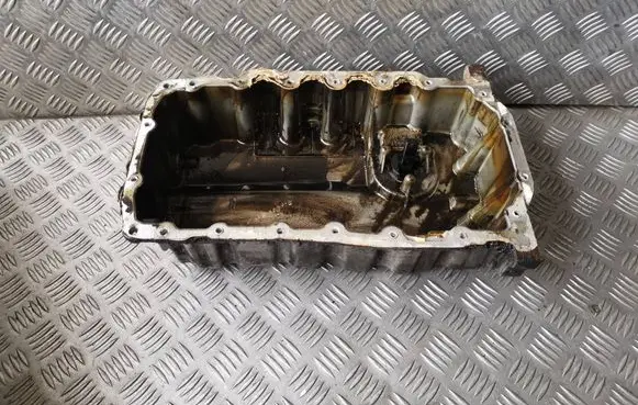 Volkswagen Golf V Oil sump 03G103603 1J0907660C