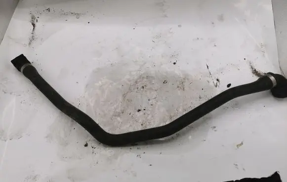 BMW 5 E60 E61 Engine coolant pipe/hose NOCODE