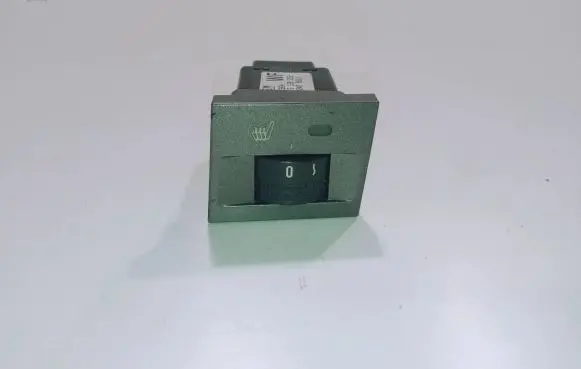 Opel Signum Seat heating switch 13138252 32429811 2364