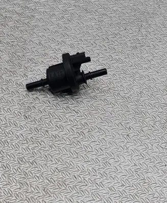 Renault Clio III Vacuum valve 8200660852 2580119A PA66GF30