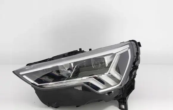 Audi Q3 F3 Headlight/headlamp