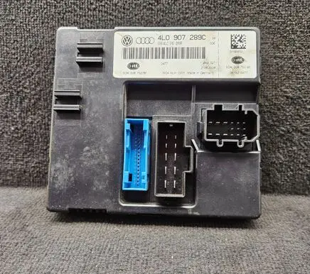 Audi Q7 4L Comfort/convenience module 4L0907289C 4L0910289F 5DK00876286