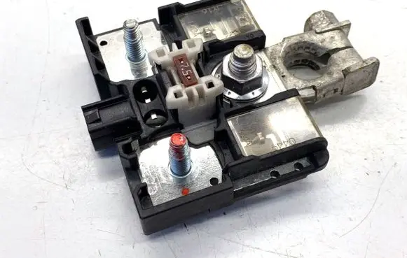 Lexus IS III XE30 Positive cable (battery) 