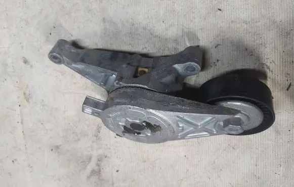 Volkswagen Sharan Alternator belt tensioner 