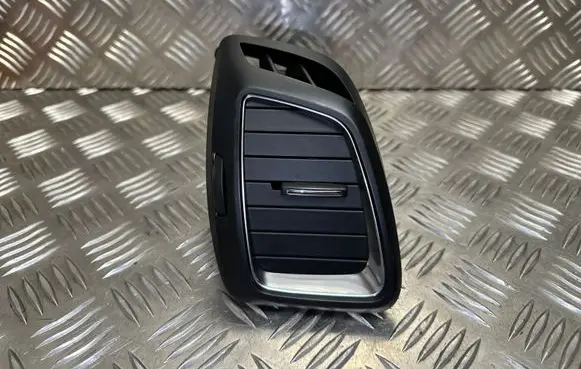 Citroen DS5 Dashboard side air vent grill/cover trim 9670715277