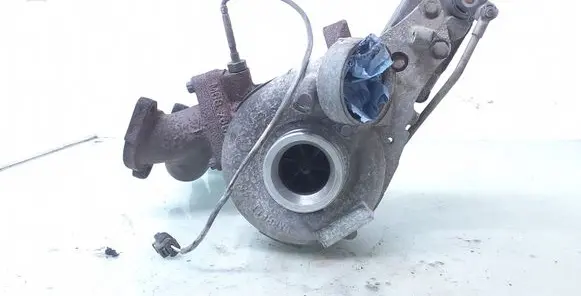 Mercedes-Benz C W204 Turbo A6460901080 AL0043 7529906