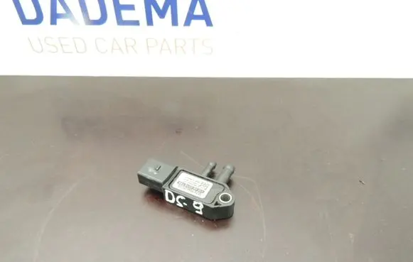 Volkswagen Golf V Exhaust gas pressure sensor 076906051A DS9