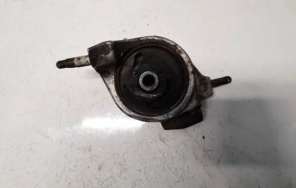 Toyota Celica T230 Engine mount bracket 