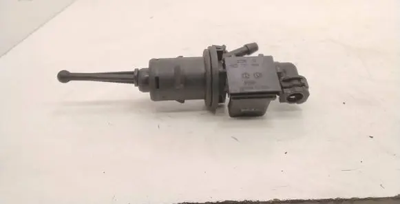 Skoda Octavia Mk2 (1Z) Clutch master cylinder 1K0721388M