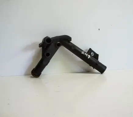 Engine coolant pipe/hose
