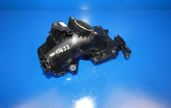 Mercedes-Benz GLA W156 X156 Air intake duct part A6510901128