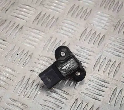 Volkswagen PASSAT B6 Air pressure sensor