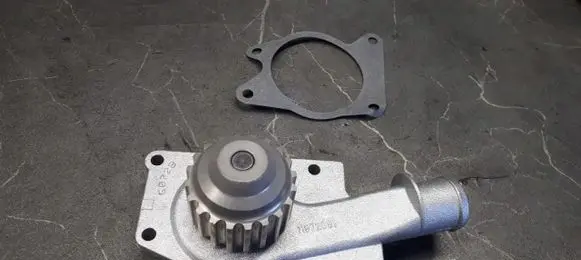 Ford Escort Water pump PA0243