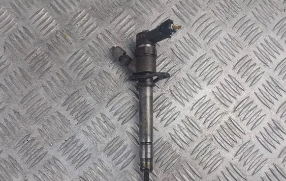 Volvo S60 Fuel injector 0445110078