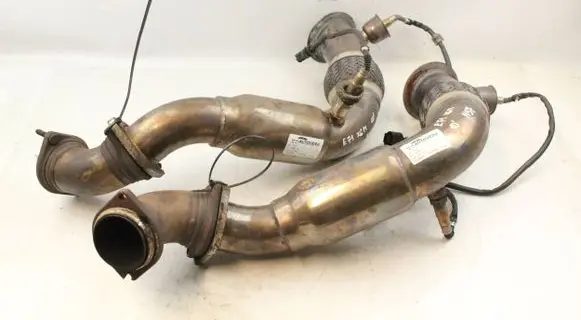 BMW X6 E71 Exhaust manifold 7645234 18327645234 7645235