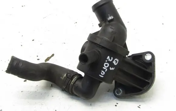 Audi Q3 8U Thermostat housing 03L121111AE