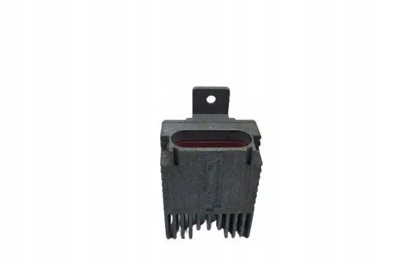 Coolant fan relay