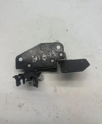 Skoda Fabia Mk1 (6Y) Tailgate/trunk/boot lock/catch/latch 6Y0827511A