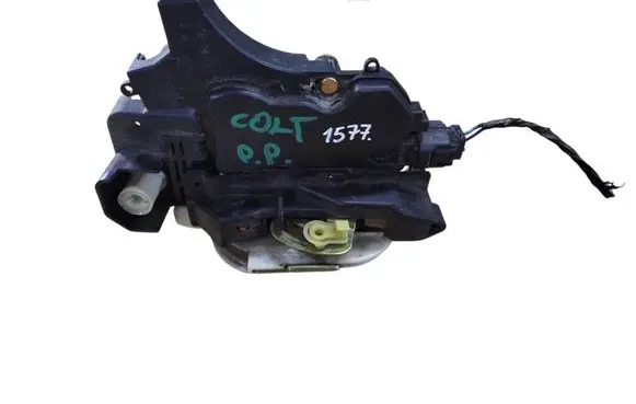 Mitsubishi Colt Front door lock 