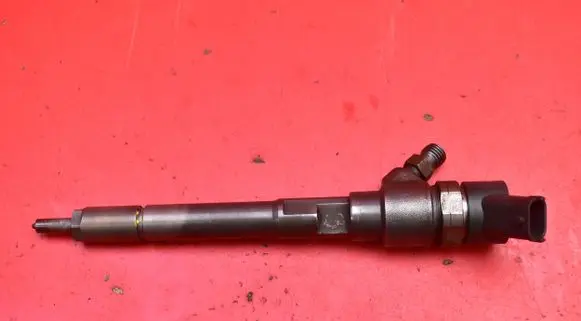 Hyundai Tucson JM Fuel injector 0445110257
