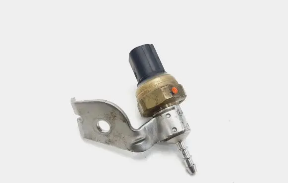 Fuel pressure sensor