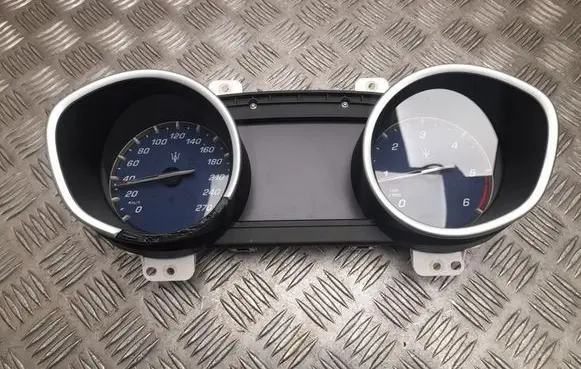 Maserati Ghibli Speedometer (instrument cluster) 670031674