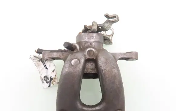 Rear brake caliper
