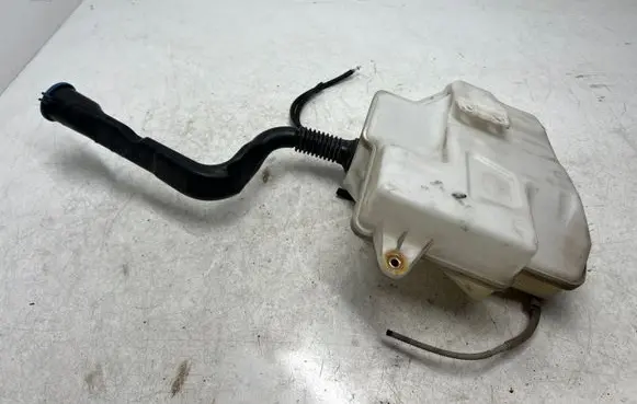 Land Rover Range Rover Sport L320 Windshield washer fluid reservoir/tank AH2217A645AD