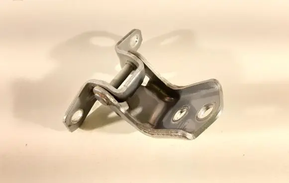 Mazda 3 II Rear door lower hinge