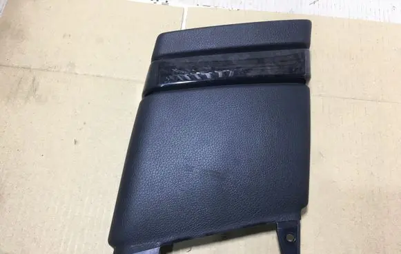 BMW 5 GT F07 (B) pillar trim (bottom) 1751601 560857