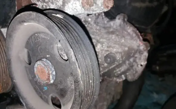 Mini One - Cooper R50 - 53 Water pump 04668450AA