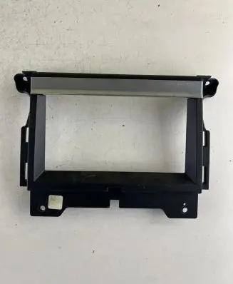 Land Rover Range Rover Sport L320 Radio/GPS head unit trim CH32044H94B 44653X