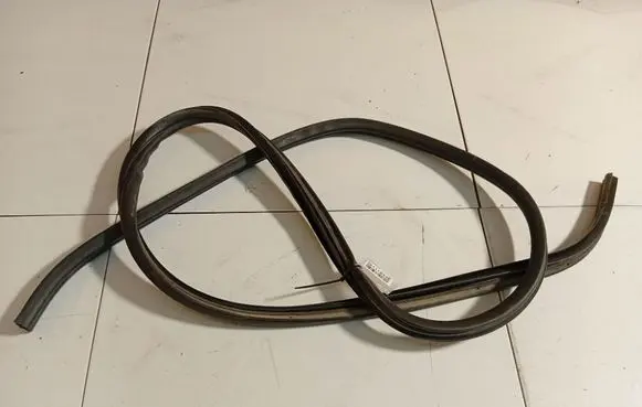 Mitsubishi Colt Rubber seal rear door 