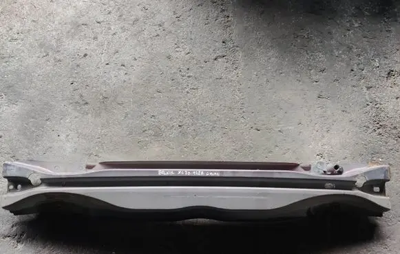 Volvo XC70 Rear bumper cross member 