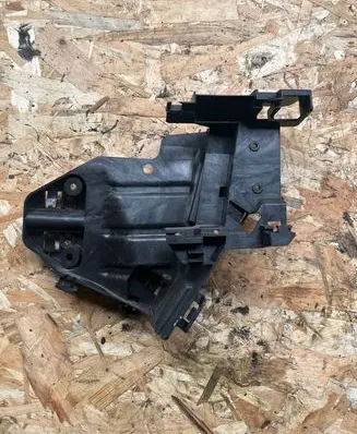 Volvo V40 Rear door lock 933447305