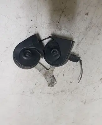Ford Fusion II Horn signal