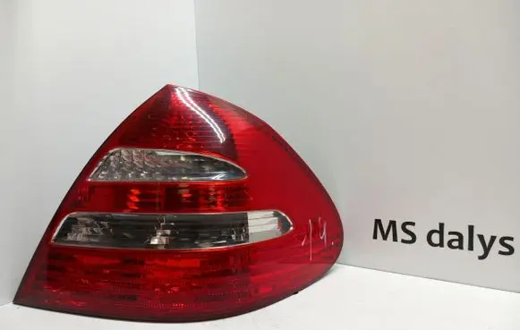 Mercedes-Benz E W211 Rear/tail lights A2118200464 2118200464