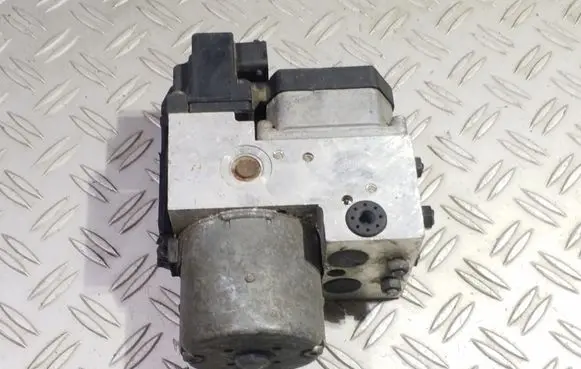 Skoda Superb B5 (3U) ABS Pump 3B0614111 0265220621 02730004573