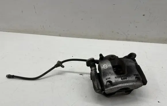 Mini Cooper Countryman F60 Front brake caliper 5724330