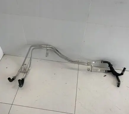 Ram 1500 DT Gearbox oil cooler pipe/hose 68268594AG