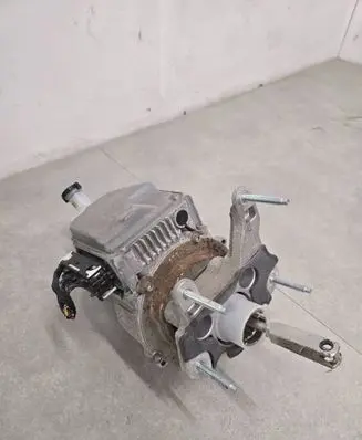 Nissan Leaf II (ZE1) Brake booster EAC103503A 8925468