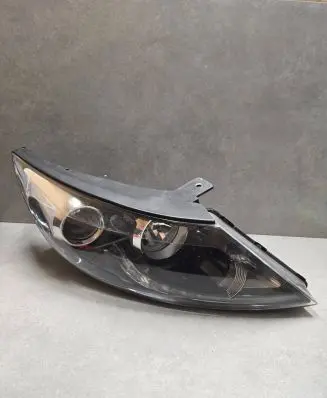KIA Sportage Headlight/headlamp 921023WXXX
