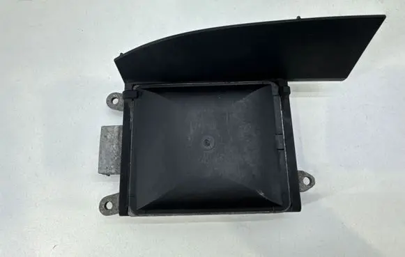 BMW 5 F10 F11 Blind spot module 6851149