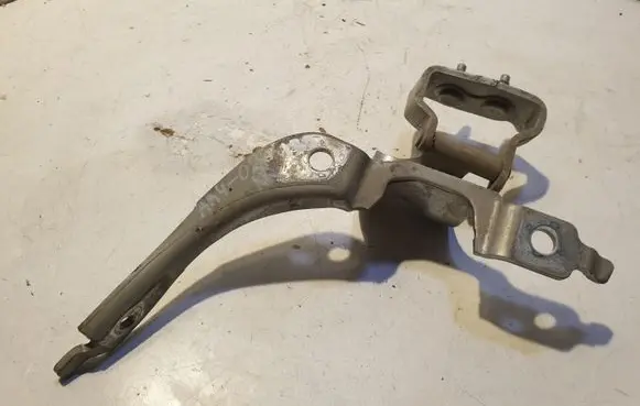 Audi A4 S4 B6 8E 8H Tailgate/trunk/boot hinge 8E9827299E