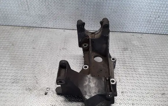 Ford Focus Generator/alternator bracket 1S4Q10239AC