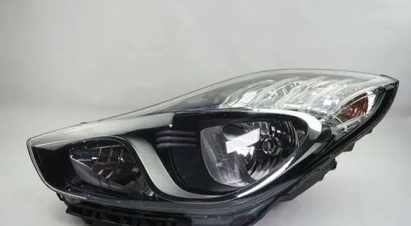 Hyundai i20 (PB PBT) Headlight/headlamp 921011KXXX