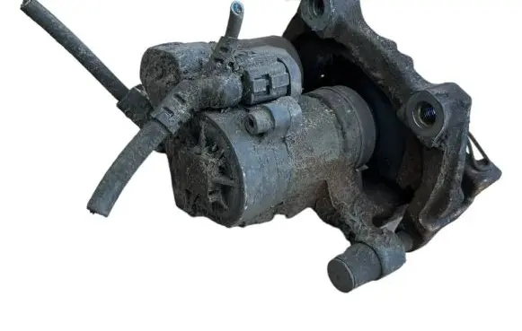 Volkswagen Touran III Rear brake caliper 5Q0615406 21TCTR7HF13KX