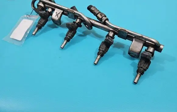 Audi A6 S6 C5 4B Fuel injector 0280155825 IMPRK1503942