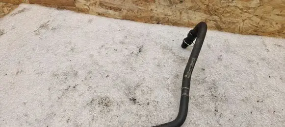 Opel Astra J Engine coolant pipe/hose 13251447 565563897