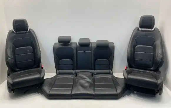 Jaguar XE Seat set 